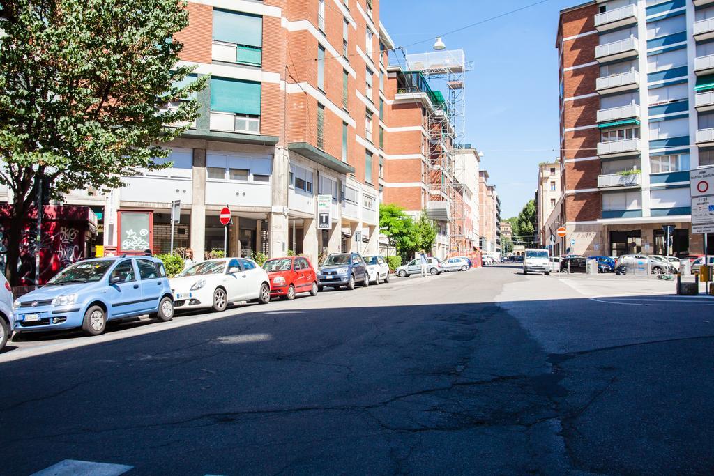 Astoria Suite Apartments Болонья Экстерьер фото